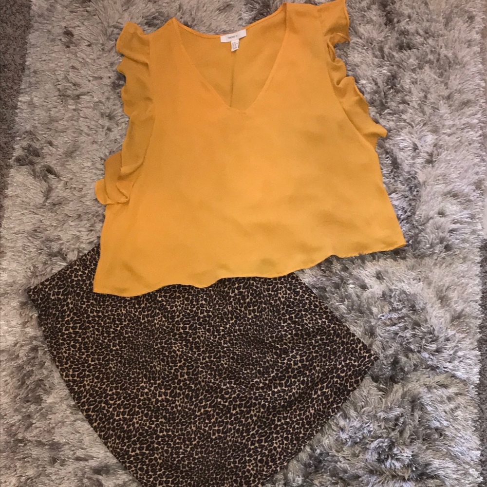 Forever 21 Gold Short Sleeve Blouse